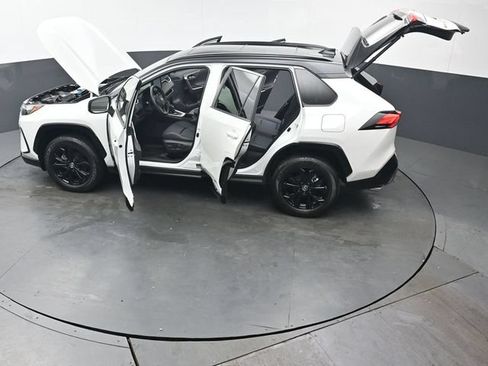 Used 2023 Toyota RAV4 XSE AWD/4WD image 51