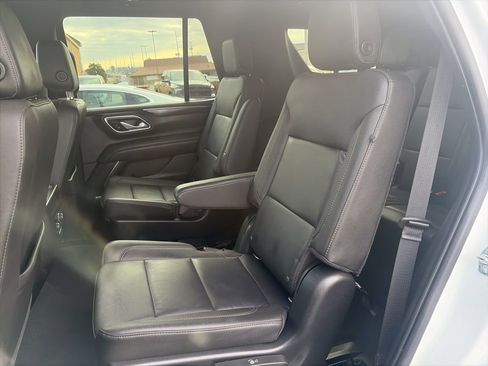 Used 2021 Chevrolet Tahoe Z71 image 12