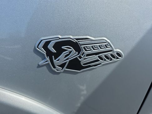 New 2026 RAM 1500 4x4 Crew Cab image 10