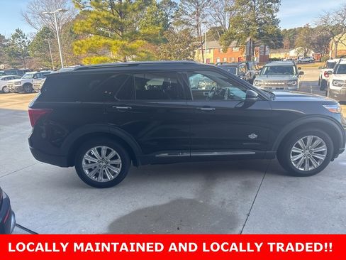 Used 2021 Ford Explorer King Ranch w/ Premium Technology Package image 7