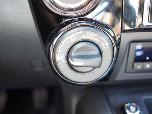 Used 2024 Nissan Titan Platinum Reserve w/ Moonroof Package image 12