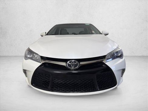 Used 2017 Toyota Camry SE FWD image 8