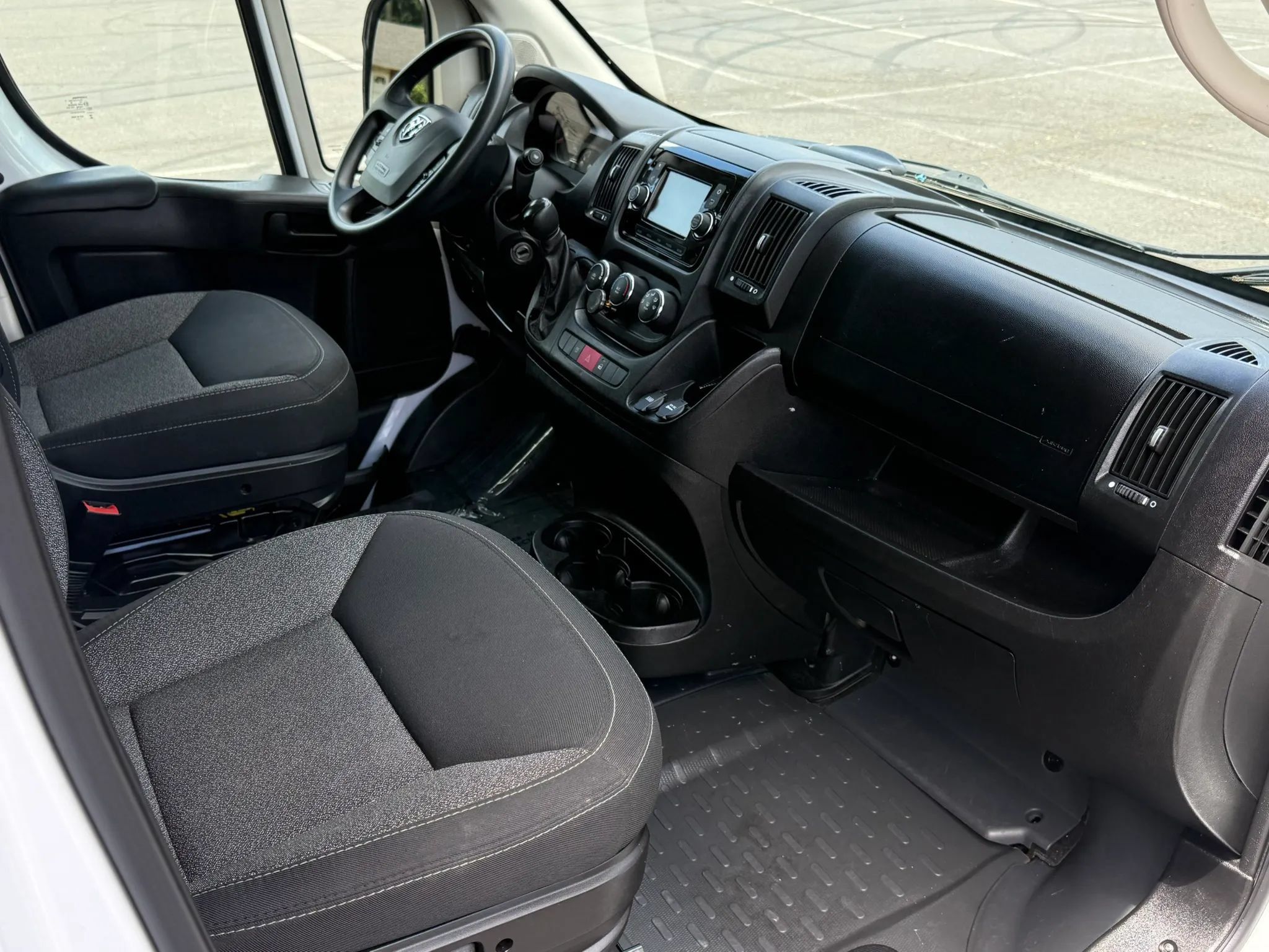 Used 2021 RAM ProMaster 2500 FWD image 12