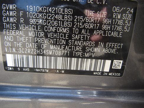 Used 2025 Honda HR-V LX image 6