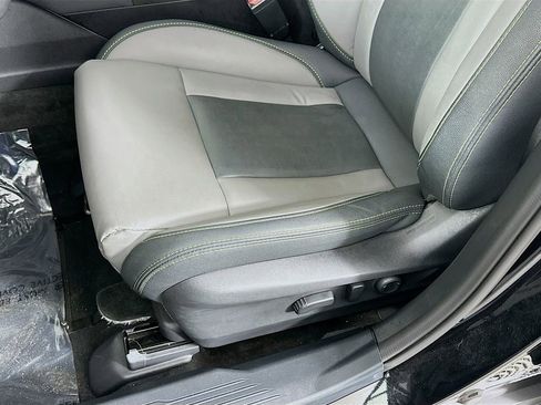 Used 2023 Subaru Outback Onyx Edition image 27