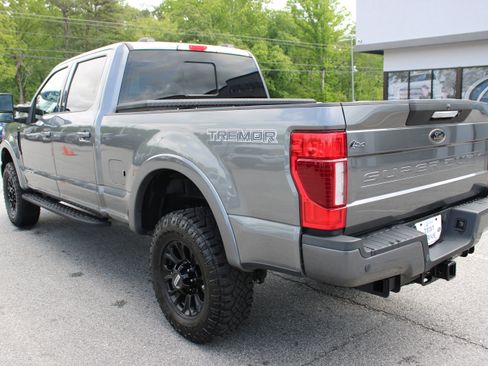 Used 2022 Ford F250 Lariat w/ Tremor Off-Road Package AWD/4WD image 8