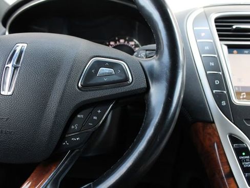 Used 2018 Lincoln MKX Reserve w/ Lincoln MKX Climate Package image 14