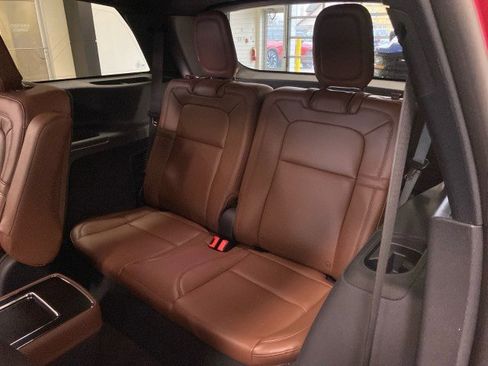 New 2026 Lincoln Aviator Reserve image 11