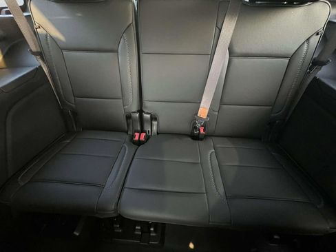 Used 2023 GMC Yukon Denali image 31