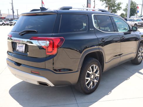 Used 2023 GMC Acadia SLE w/ Driver Convenience Package FWD image 5