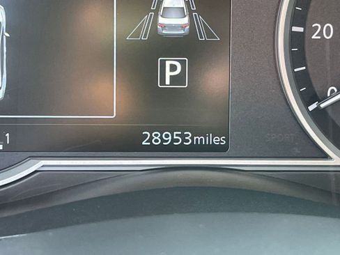 Used 2025 Nissan Versa SV image 40