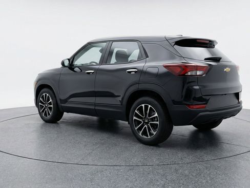 Used 2025 Chevrolet TrailBlazer LT image 6