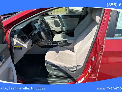 Used 2016 Hyundai Sonata SE FWD image 15