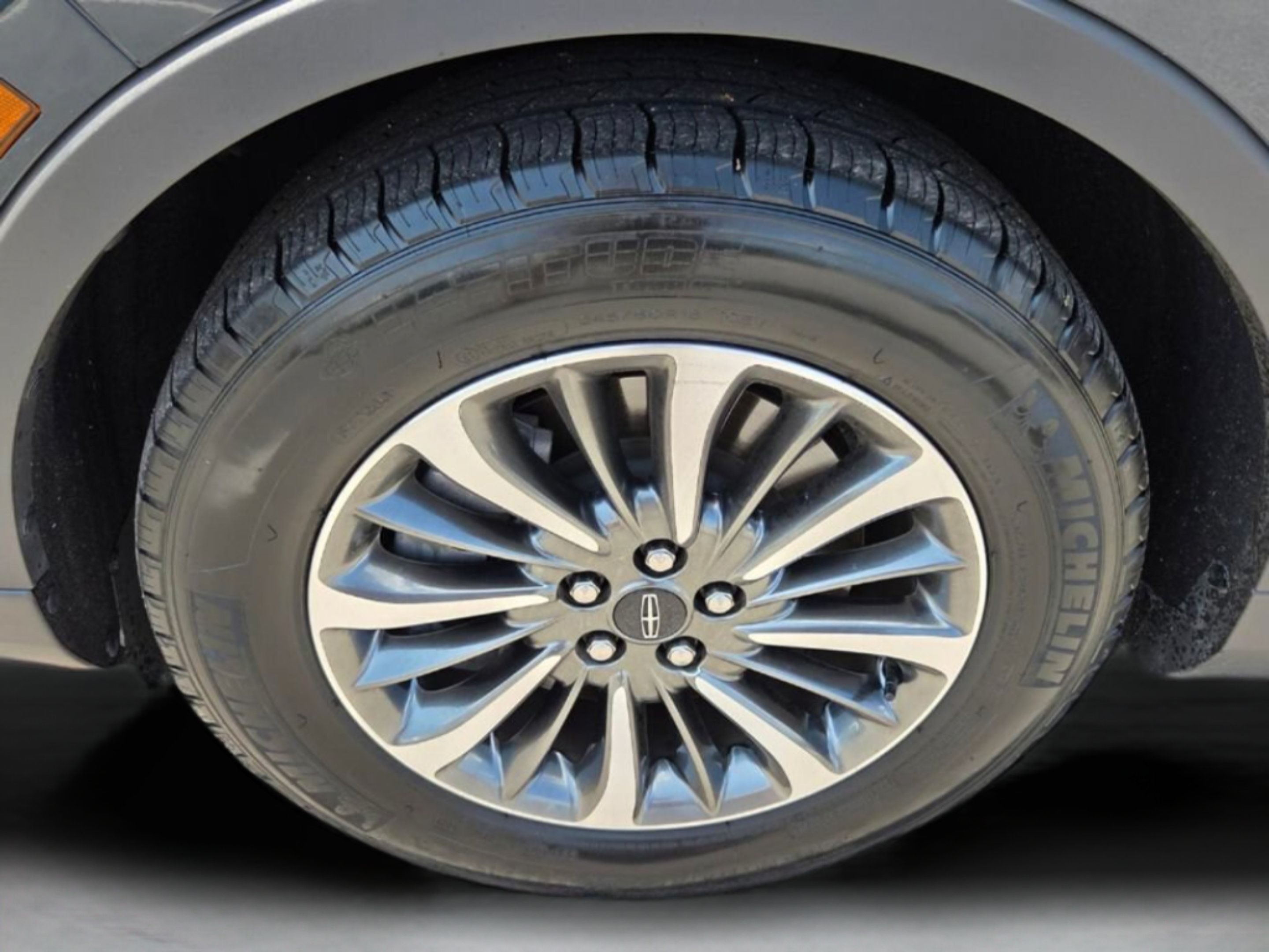 Used 2023 Lincoln Nautilus AWD w/ Premium Package image 10