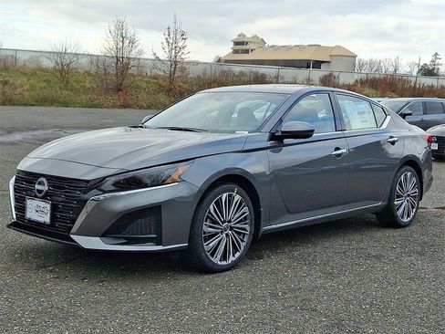 New 2025 Nissan Altima 2.5 SL image 3