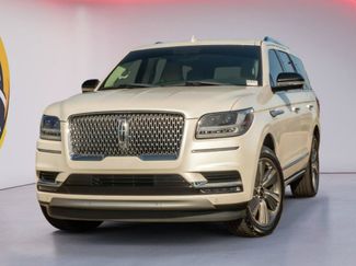 Used 2018 Lincoln Navigator Reserve AWD/4WD video 1