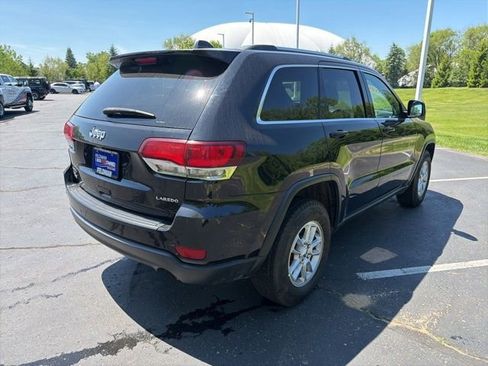 Used 2020 Jeep Grand Cherokee Laredo w/ All-Weather Capability Group AWD/4WD image 3