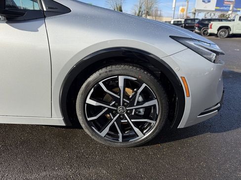 New 2026 Toyota Prius Plug-In Hybrid image 10