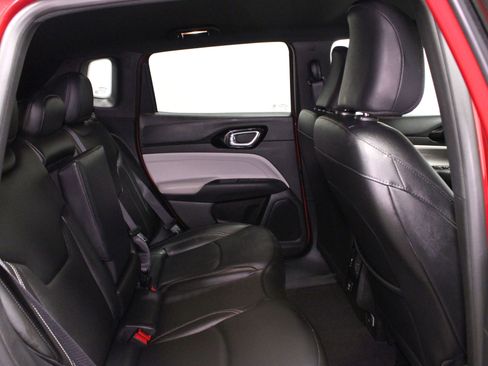 Used 2025 Jeep Compass Limited AWD/4WD image 14