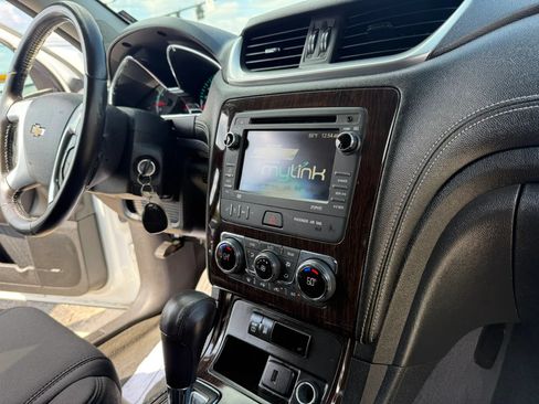 Used 2016 Chevrolet Traverse LT w/ Traveler's Package AWD/4WD image 27