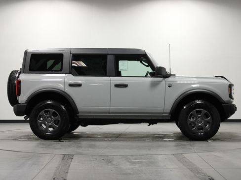 New 2026 Ford Bronco Big Bend image 3