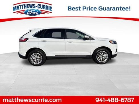 Certified 2024 Ford Edge SEL w/ Convenience Package AWD/4WD image 3