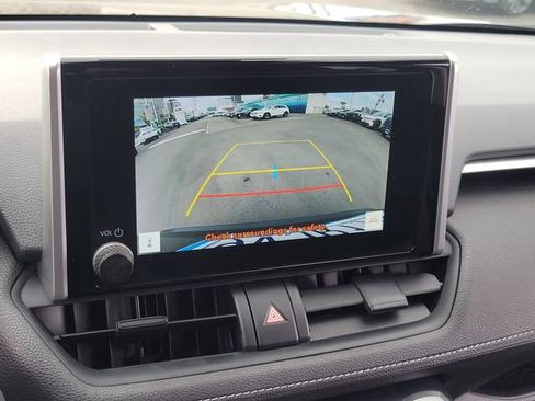 Used 2025 Toyota RAV4 XLE w/ Convenience Package AWD/4WD image 12