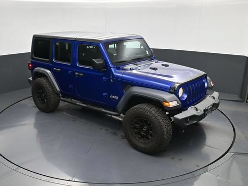 Used 2018 Jeep Wrangler Unlimited Sport AWD/4WD image 26