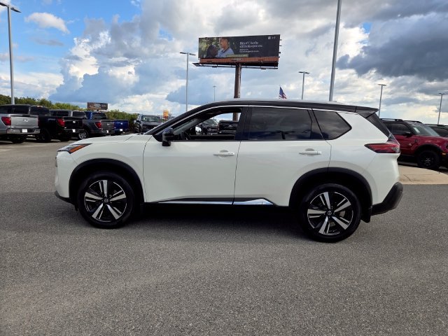 Used 2021 Nissan Rogue SL w/ Premium Package FWD image 4