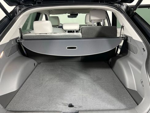 Used 2024 Hyundai Ioniq 5 Limited image 30