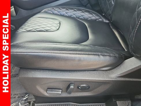 Used 2023 Ford Edge Titanium image 28