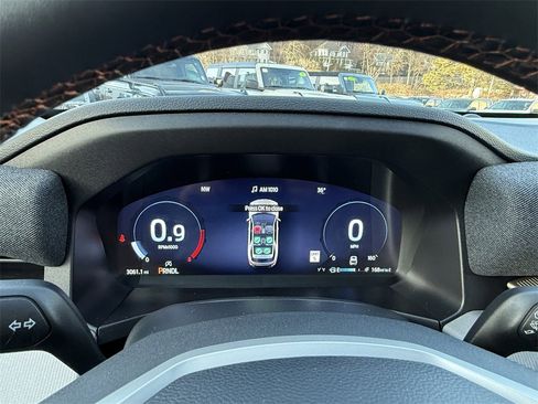 Used 2025 Ford Explorer Active image 17