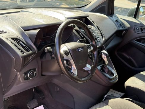 Used 2018 Ford Transit Connect XL FWD image 19