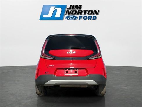 Used 2024 Kia Soul LX w/ Option Group 015 image 4