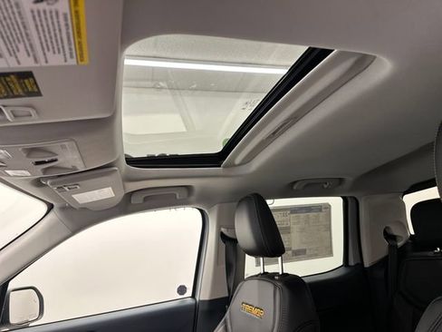 New 2026 Ford Maverick Tremor image 21