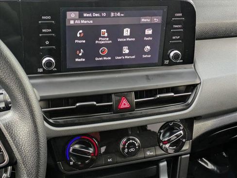 Used 2024 Kia Seltos LX image 14