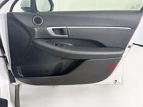 Used 2025 Hyundai Sonata SEL FWD image 30