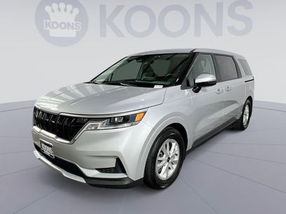 Used 2023 Kia Carnival LX w/ Paint Protection Package