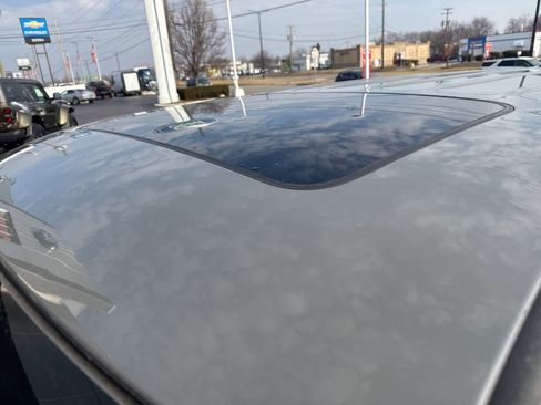 Used 2022 Dodge Durango R/T w/ Tow 'N Go Package image 24