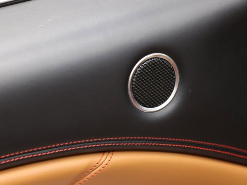 Used 2015 Ferrari California T image 14