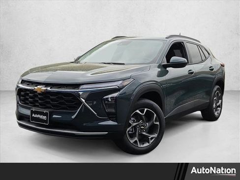 New 2026 Chevrolet Trax LT w/ Driver Confidence Package image 1