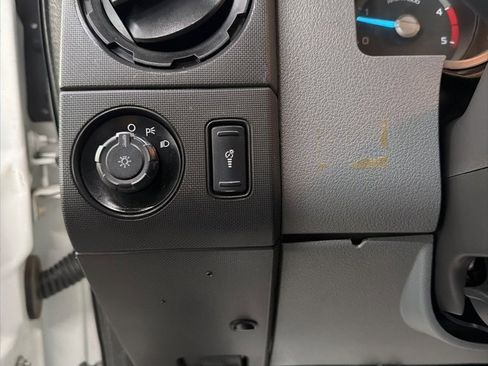 Used 2014 Ford F550 4x4 Crew Cab Super Duty image 22