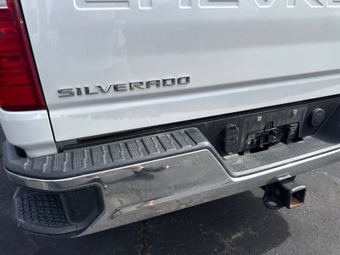 Used 2024 Chevrolet Silverado 2500 LT AWD/4WD image 20