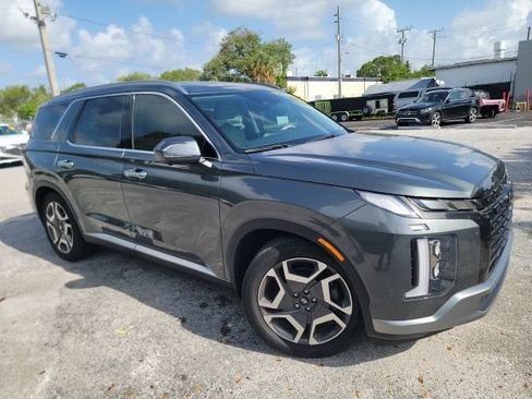 Used 2024 Hyundai Palisade Limited FWD image 1