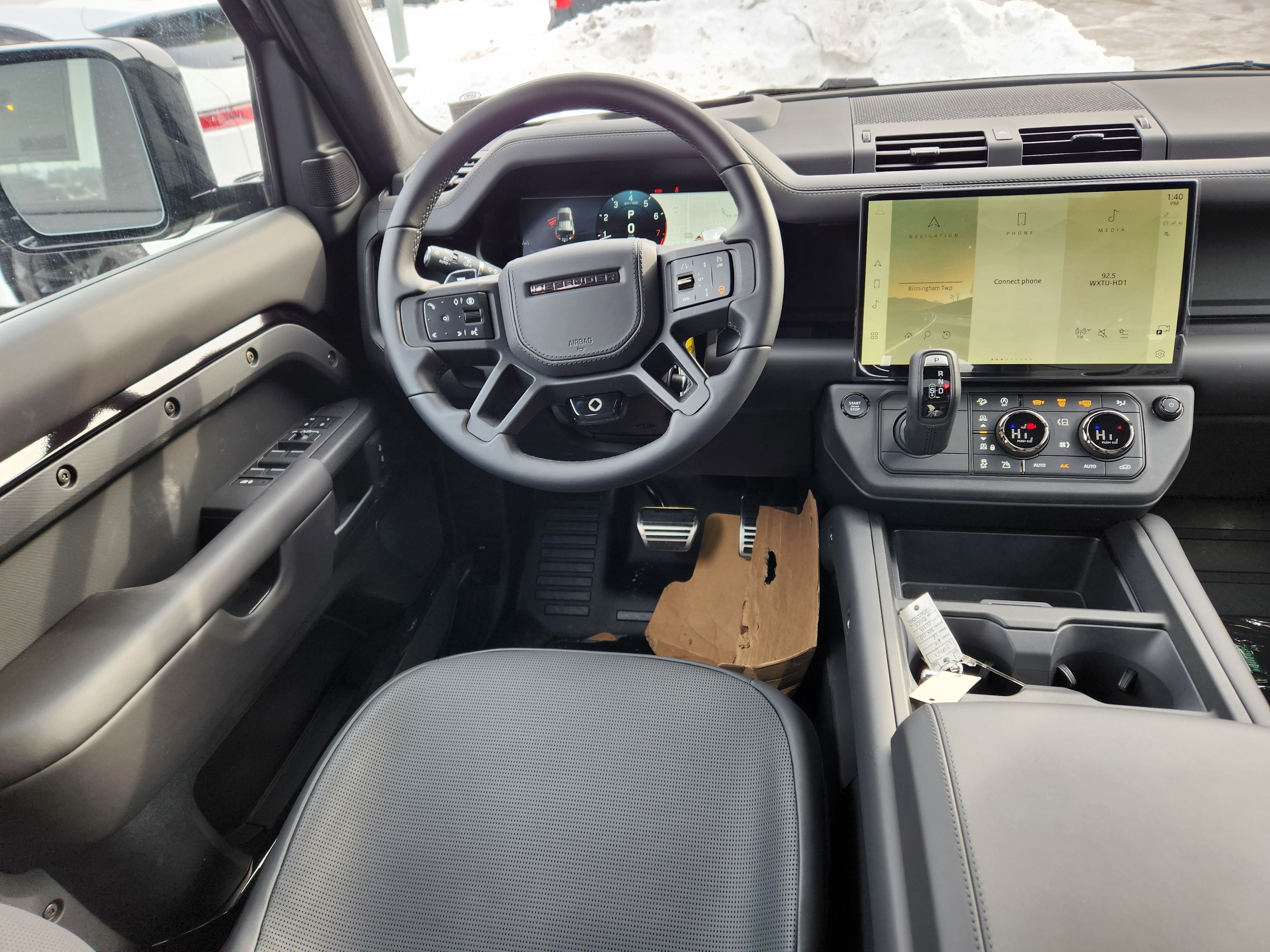 New 2026 Land Rover Defender 110 OCTA AWD/4WD image 14