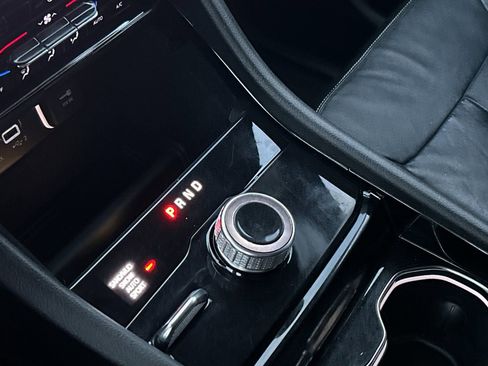 Used 2023 Jeep Grand Cherokee L Limited w/ Trailer Tow Group (B) image 24