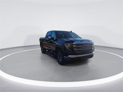 Used 2024 GMC Sierra 1500 SLT w/ SLT Premium Plus Package image 3