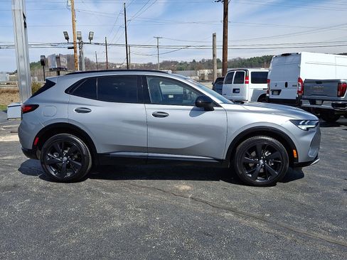 Used 2023 Buick Envision Essence w/ Sport Touring Package image 9