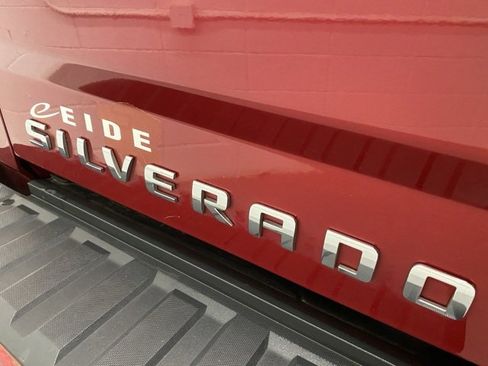Used 2018 Chevrolet Silverado 1500 LT w/ All Star Edition image 27