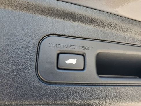 Used 2025 Acura MDX FWD w/ Technology Package image 9